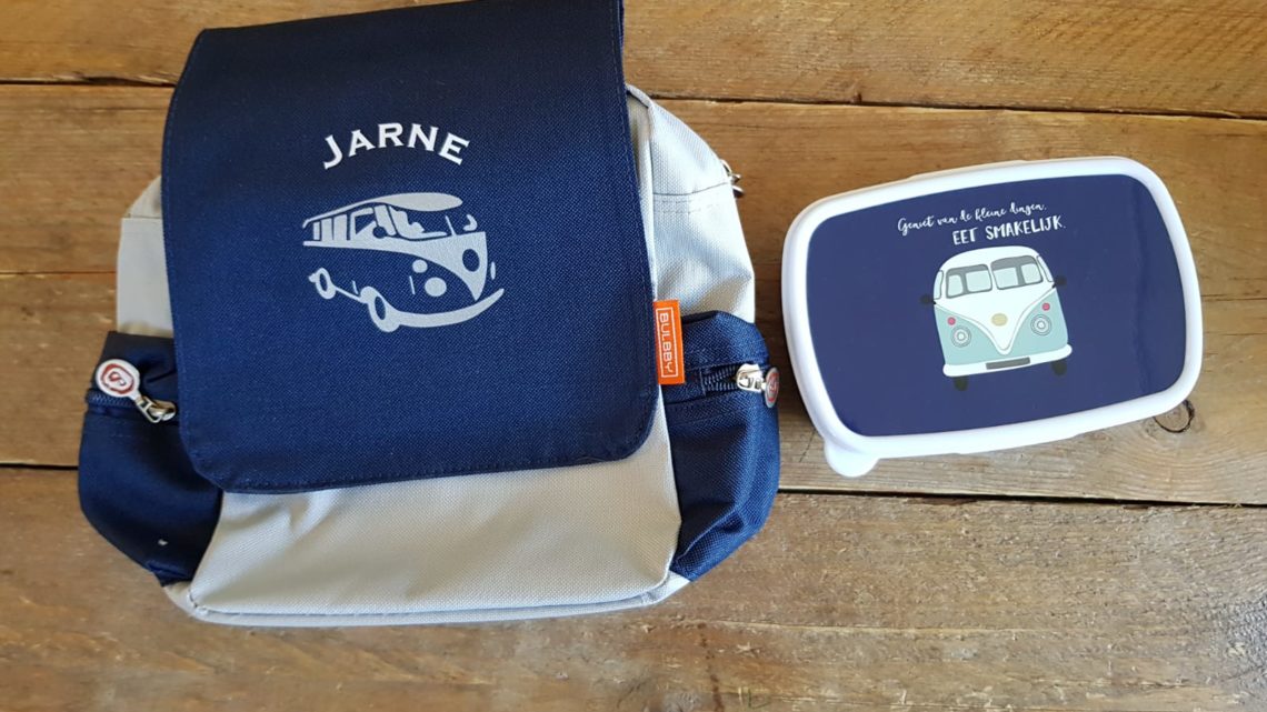 Een unieke schooltas mét bijpassende broodtrommel.